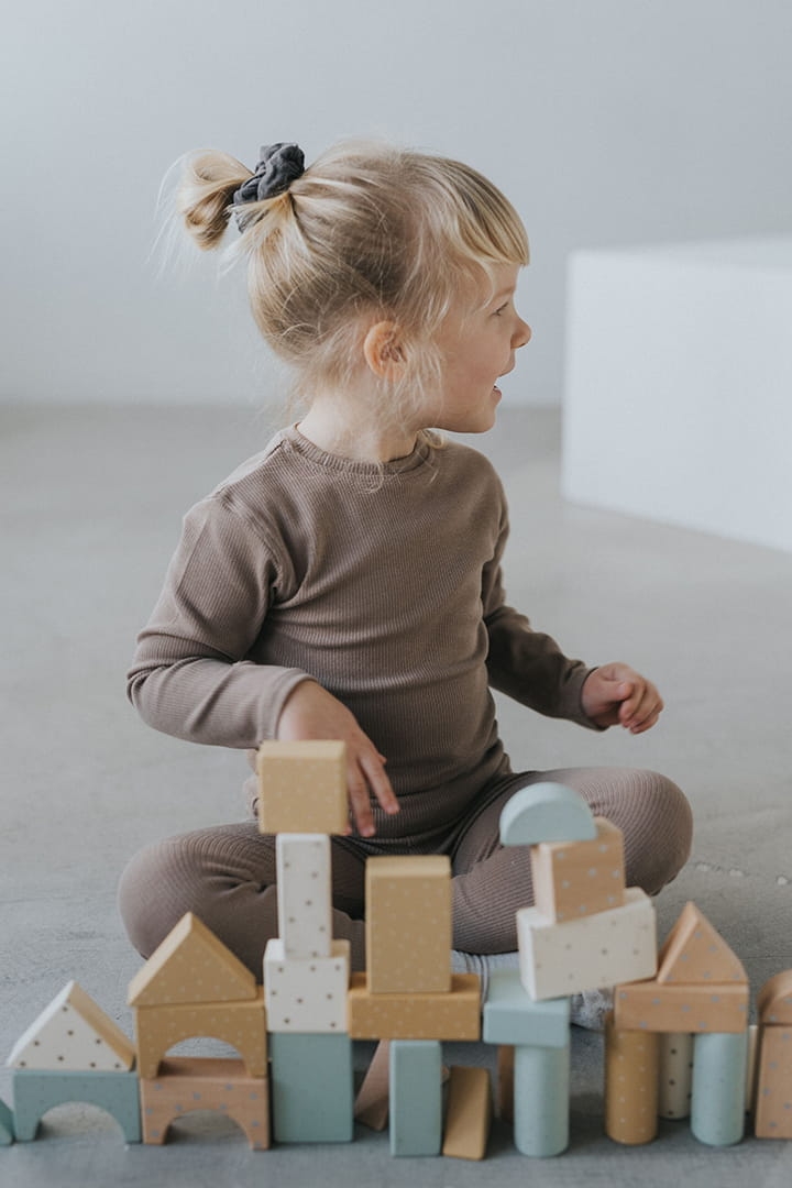 Longsleeve basic mocha Nooply